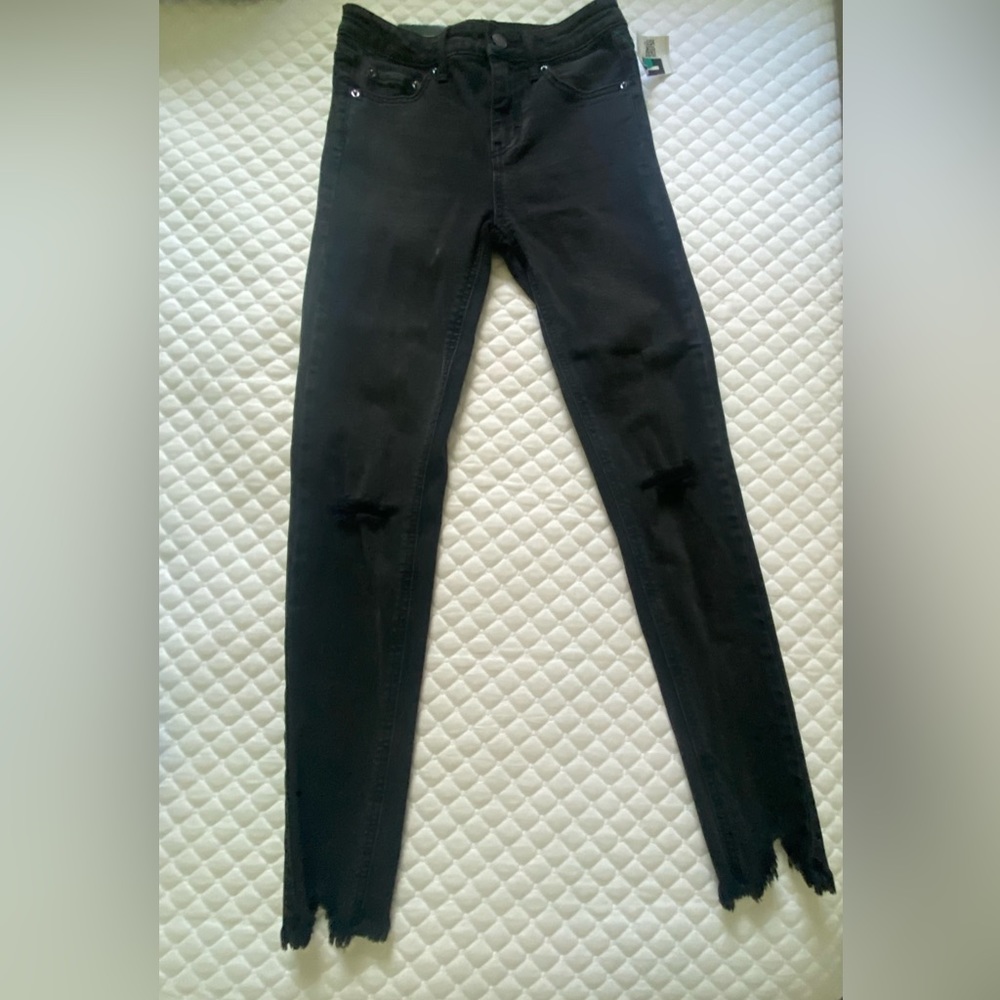 Black Skinny Jeans